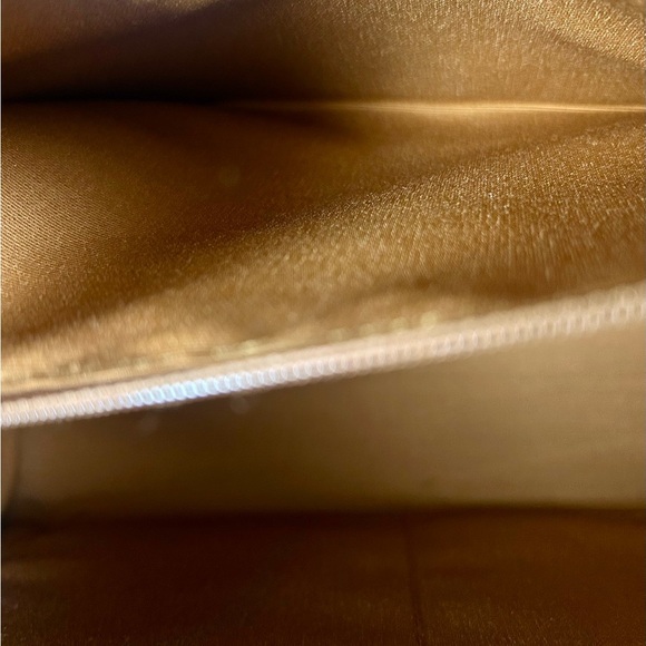 Coach Special Edition Dempsey Rainbow Carryall Bag and Wristlet. - Picture 5 of 16